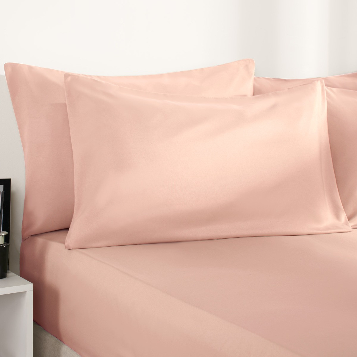 Brentfords 2 Pack Plain Dyed Housewife Pillowcases - Pale Pink>