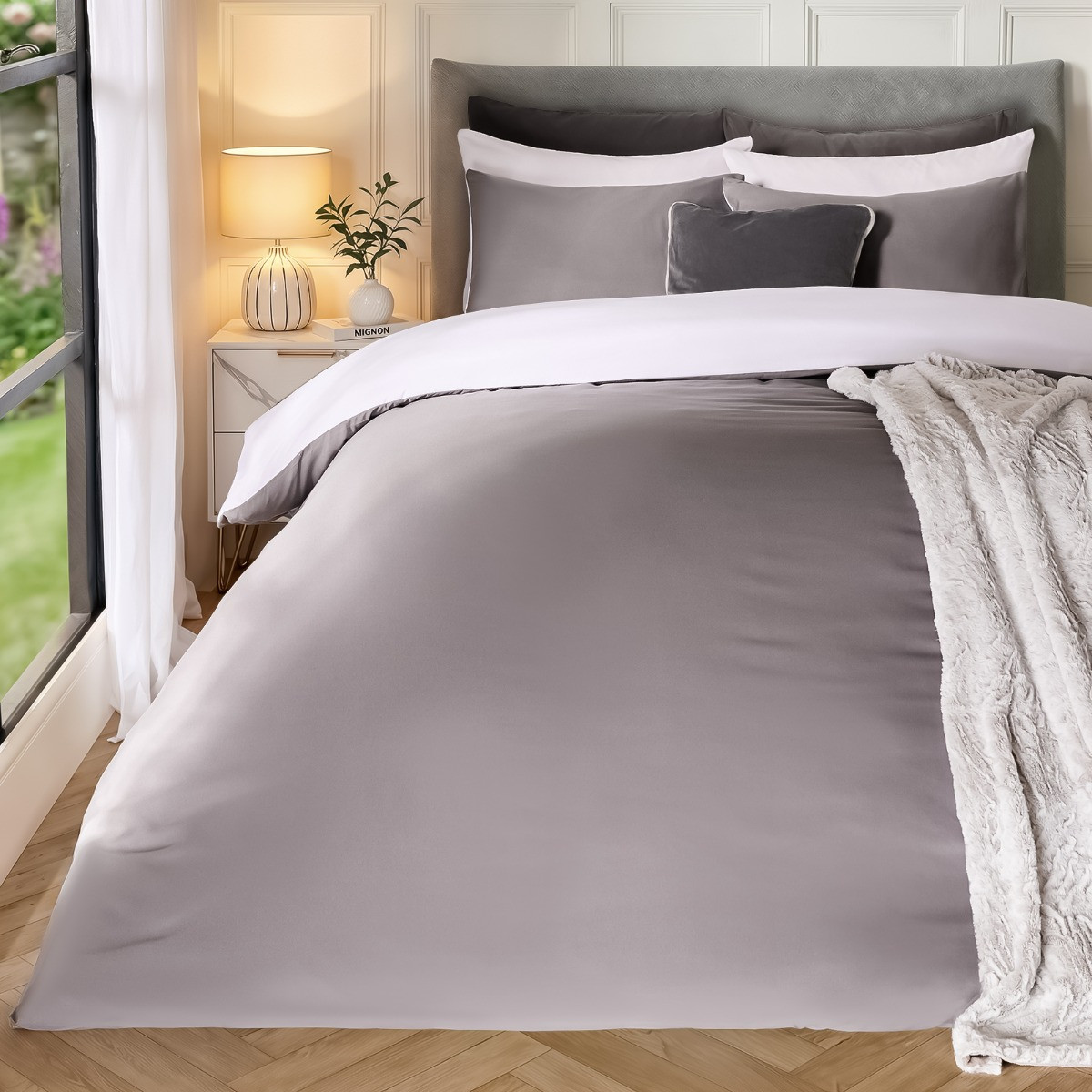 OHS Reversible Duvet Cover Set, White Grey - Double>