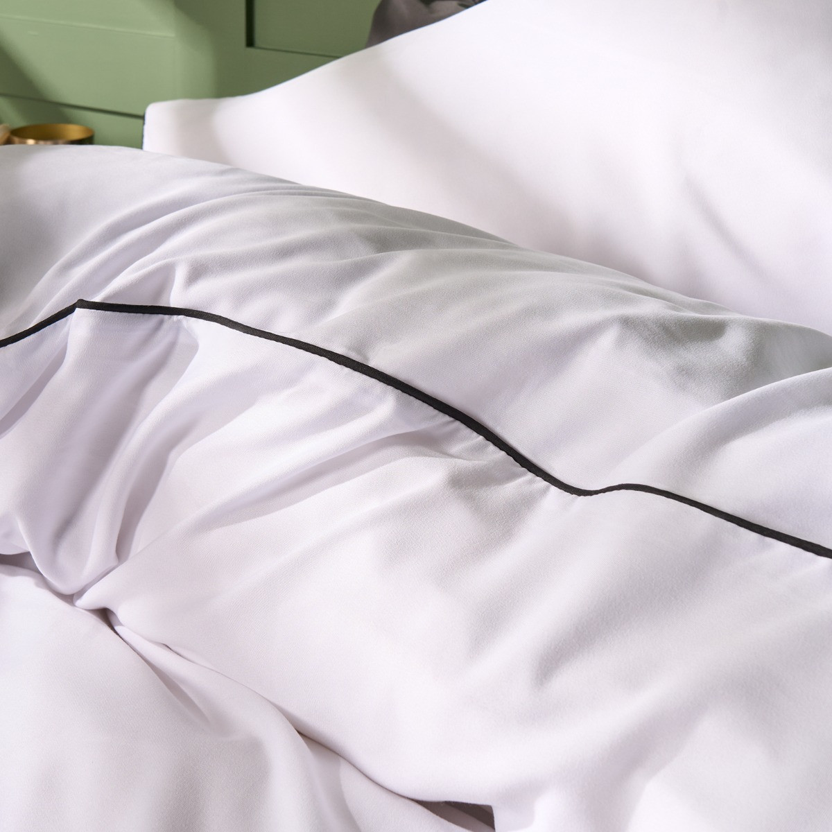 OHS Piped Edge Duvet Set, Black/White - Double>