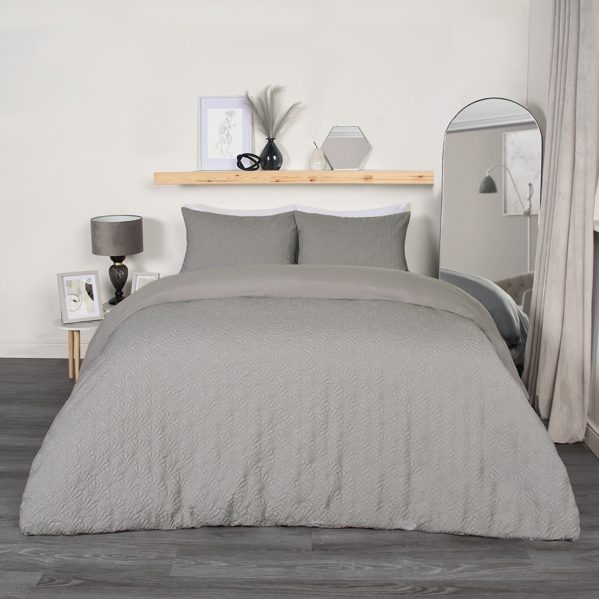 OHS Maya Geometric Embossed Duvet Set, Grey - Single>