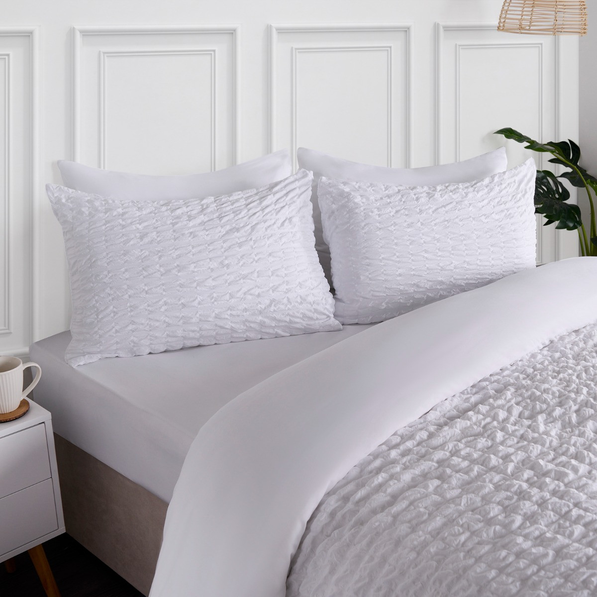 OHS Geometric Seersucker Duvet Set, White - King>