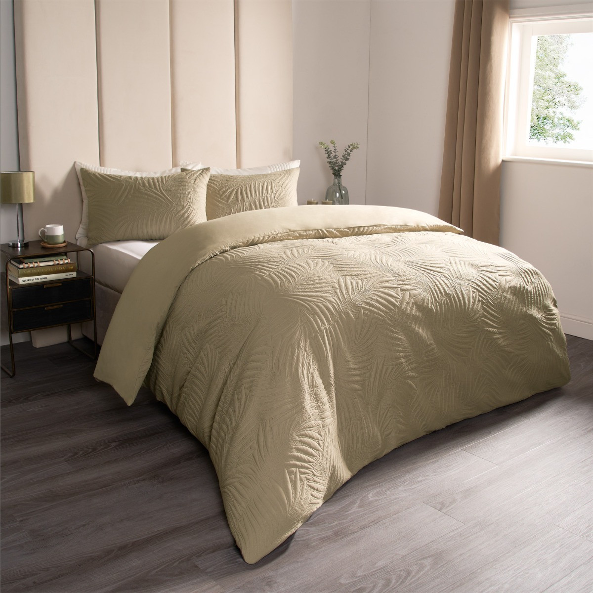 OHS Leaf Quilted Duvet Set, Sage - Double>