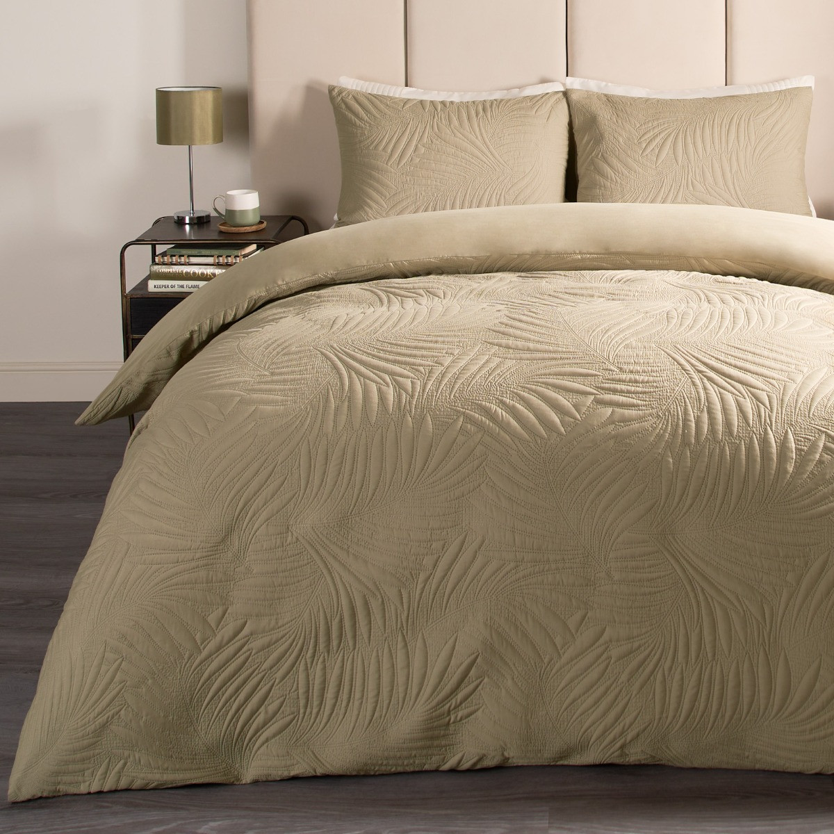 OHS Leaf Quilted Duvet Set, Sage - Double>