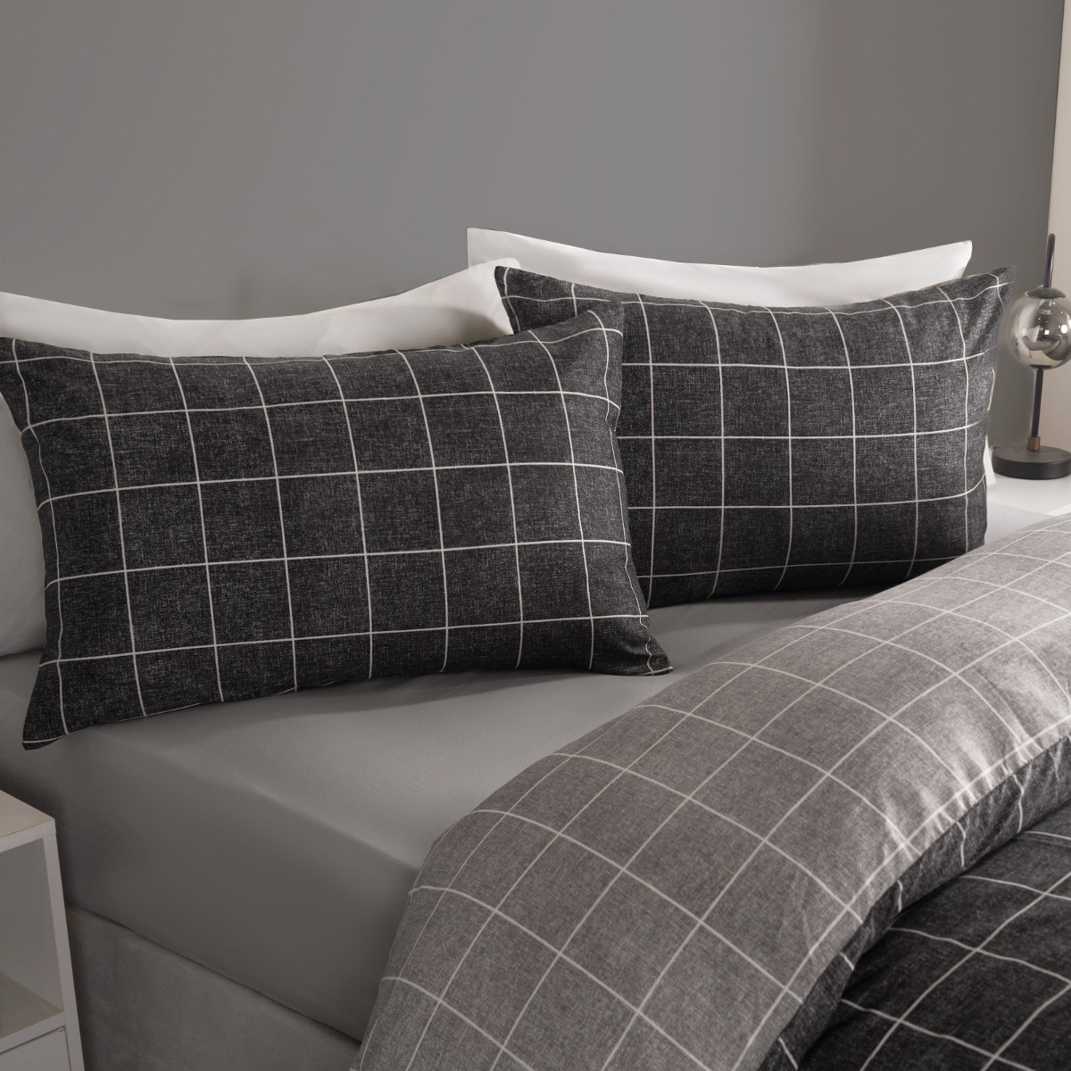 OHS Fine Line Check Reversible Duvet Set, Charcoal/Black - Single>