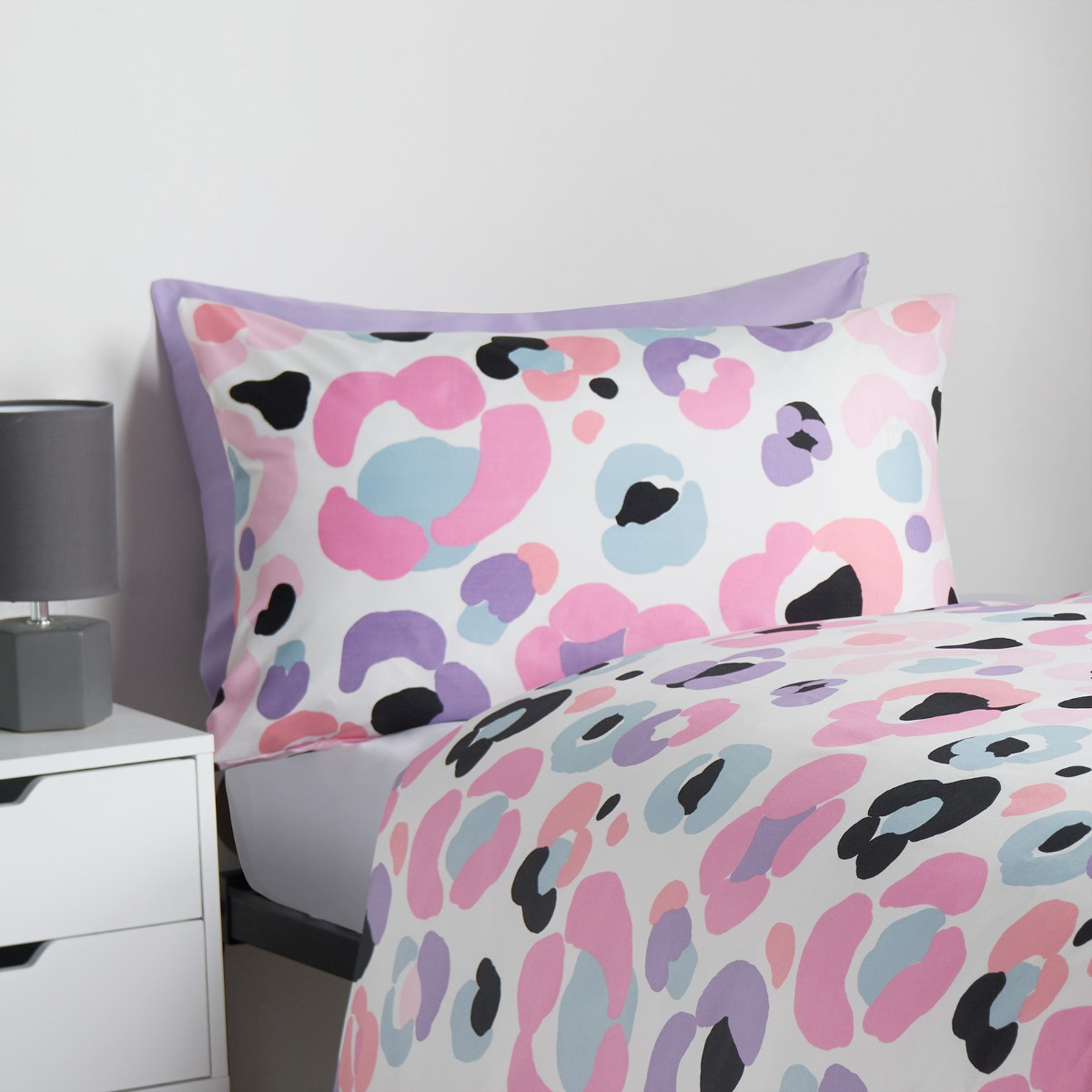 OHS Leopard Print Duvet Cover Set, Multi - Junior>