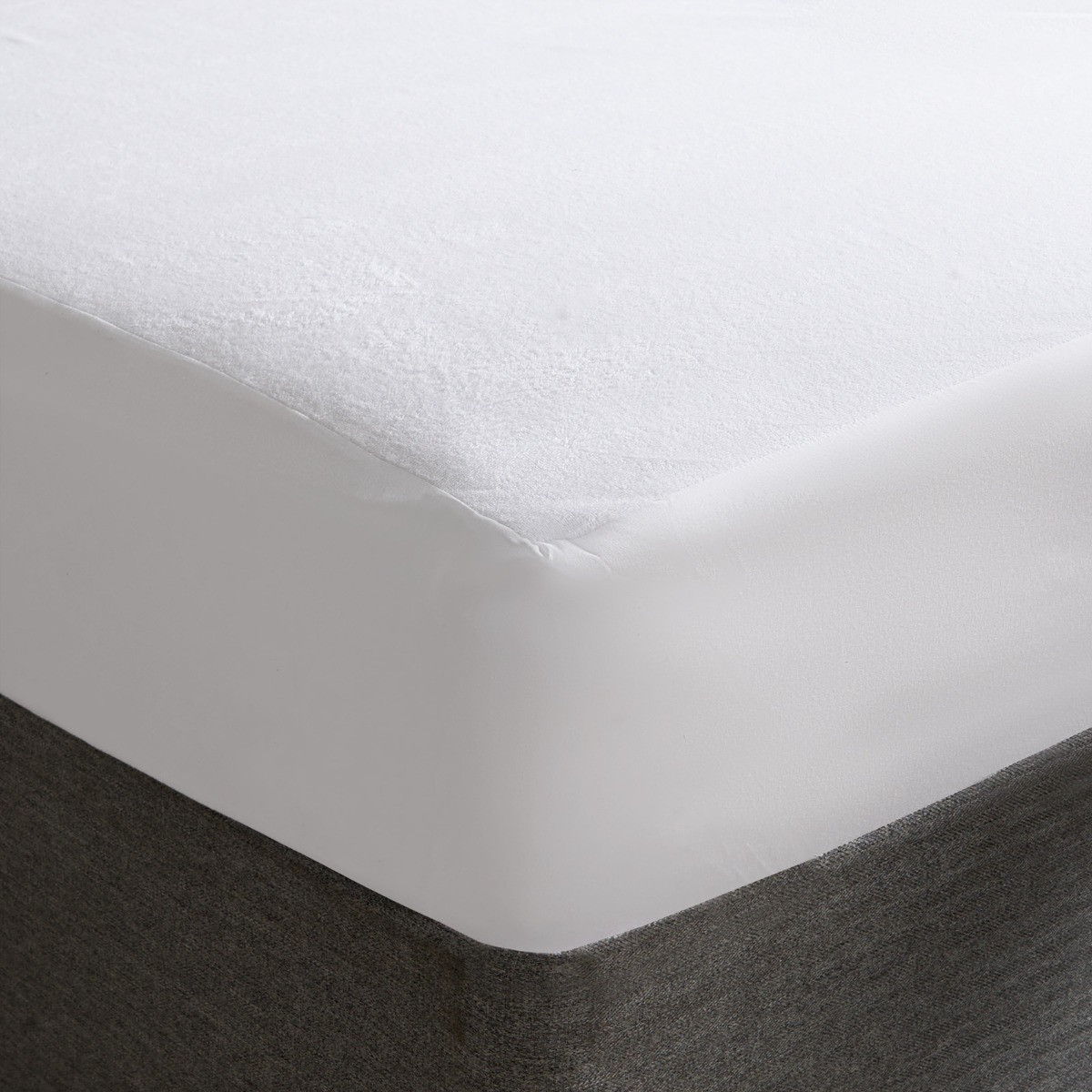 OHS Terry Waterproof Mattress Protector, White - Single>