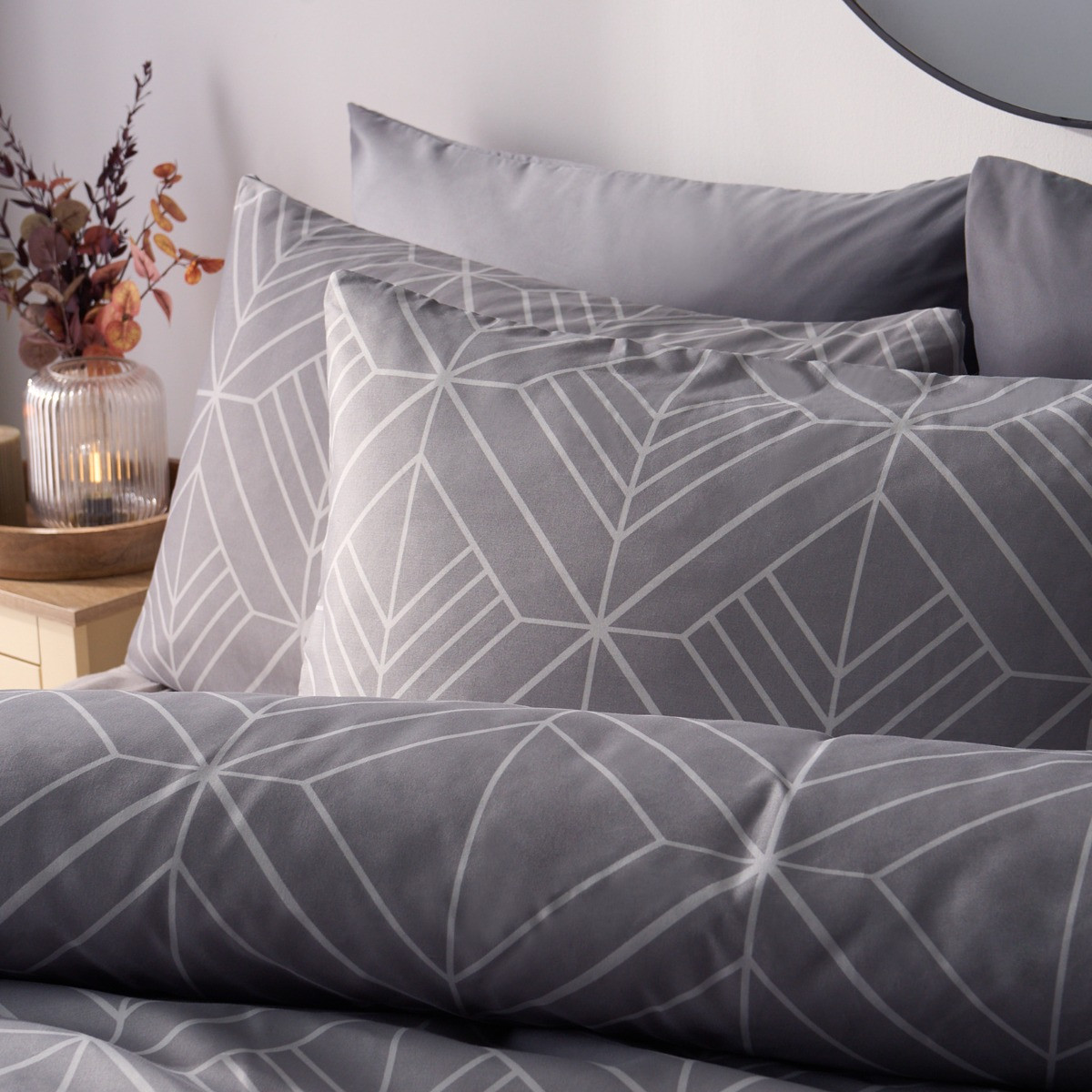 OHS Isaac Geometric Duvet Cover Set, Grey - Single >