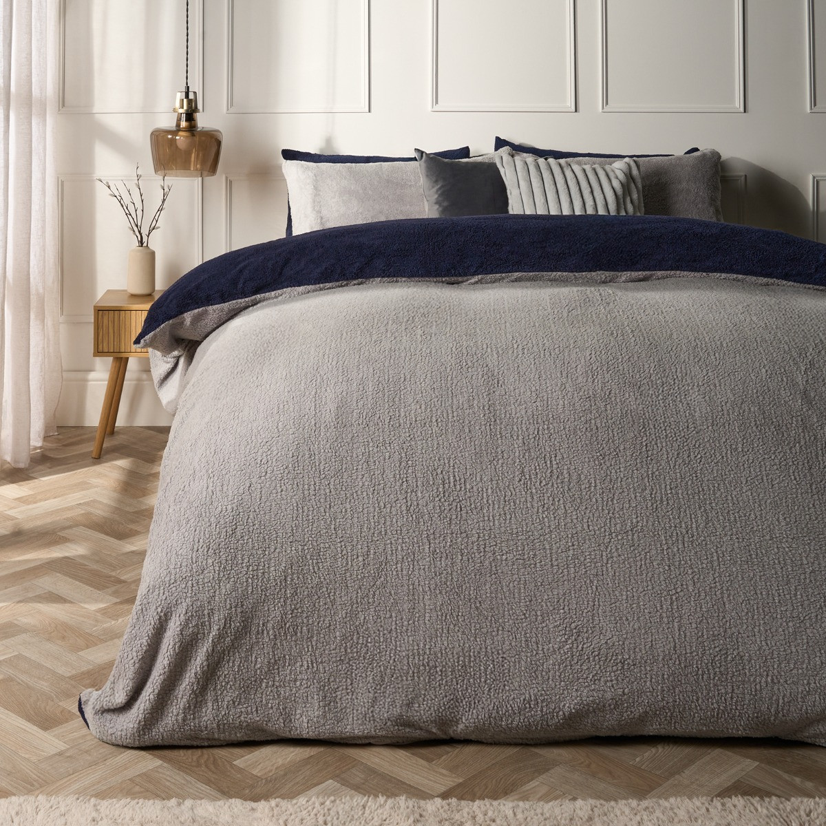 OHS Teddy Fleece Reversible Duvet Cover Set - Navy/Grey>
