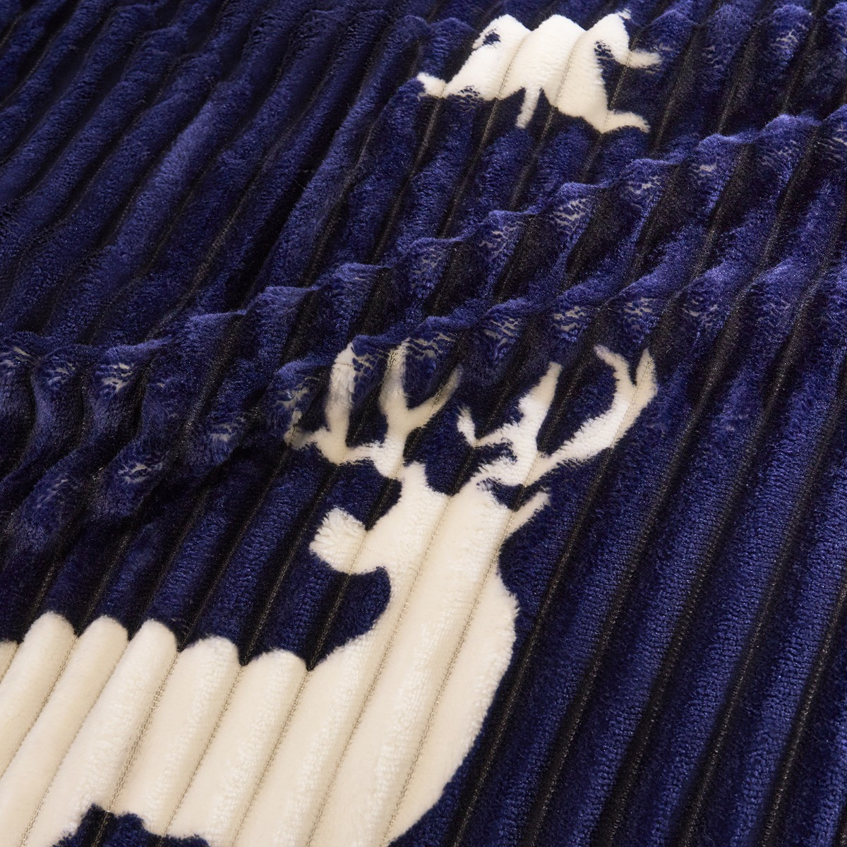 OHS Cosy Stag Ribbed Fleece Duvet Set, Navy - King >