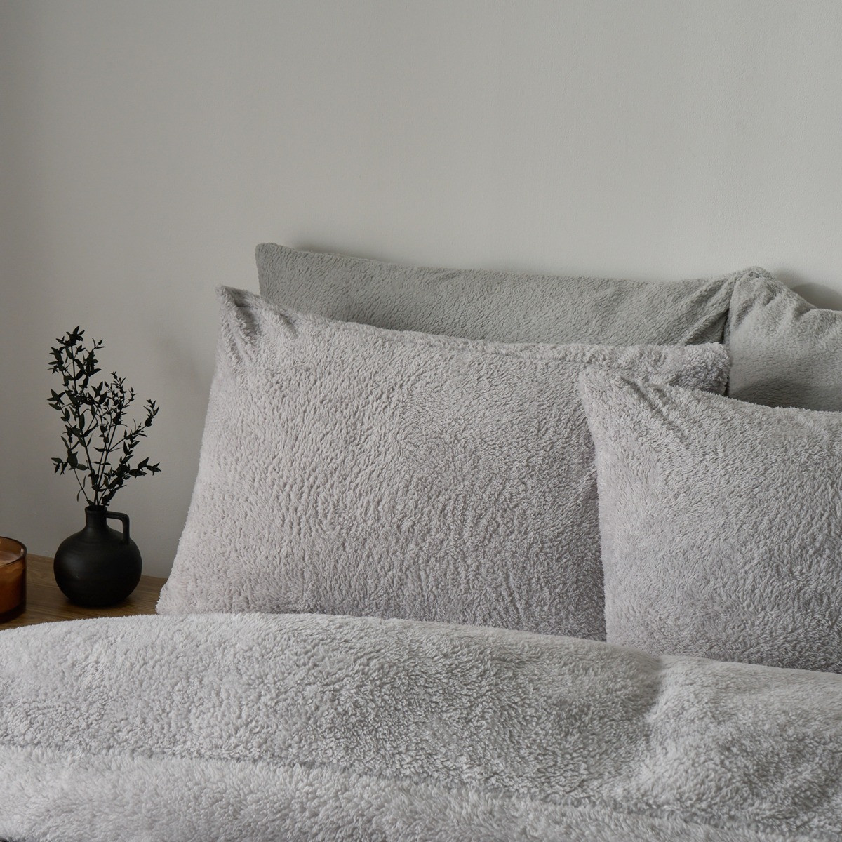 OHS Teddy Fleece Pillowcases - Grey>