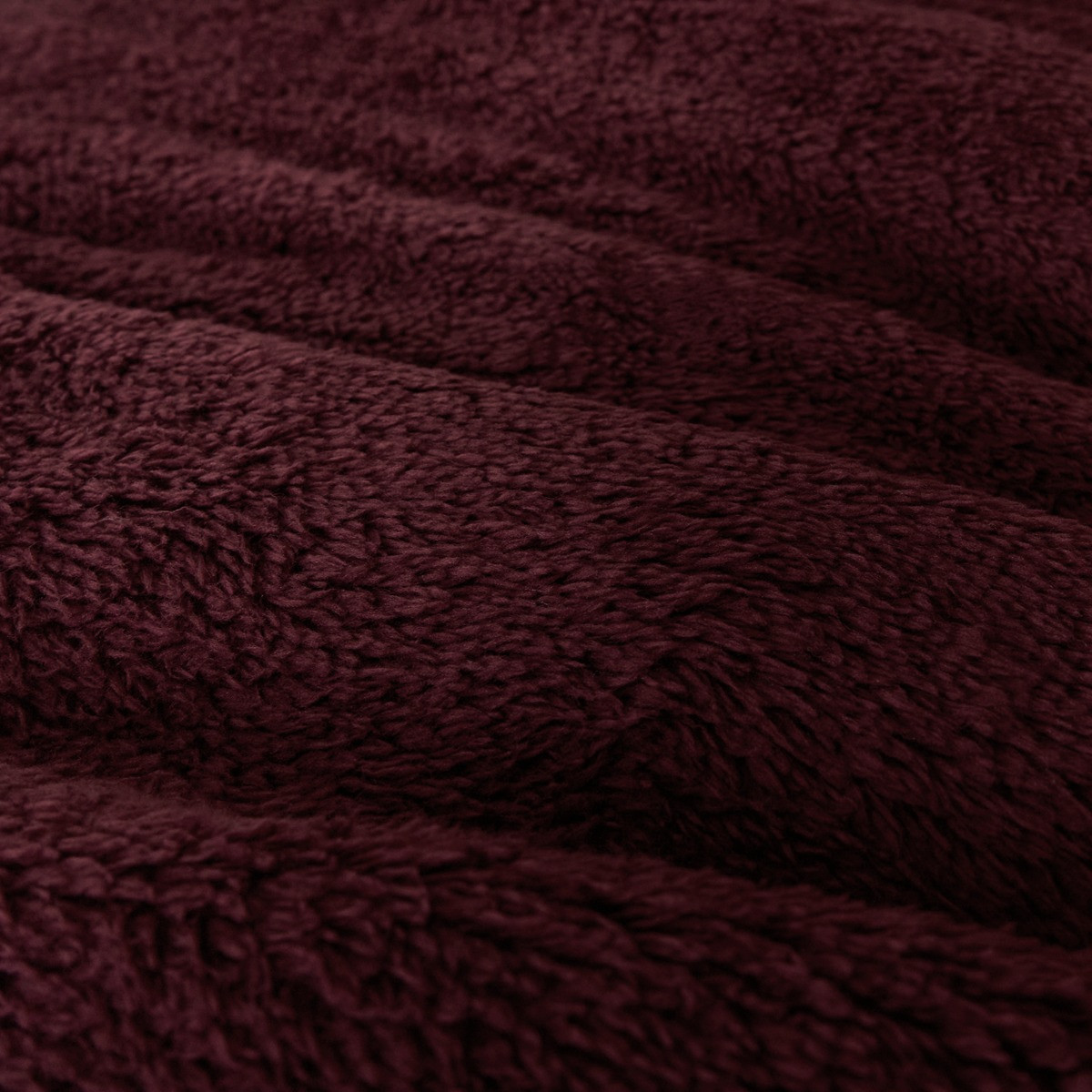 OHS Teddy Fleece Pillowcases - Burgundy>