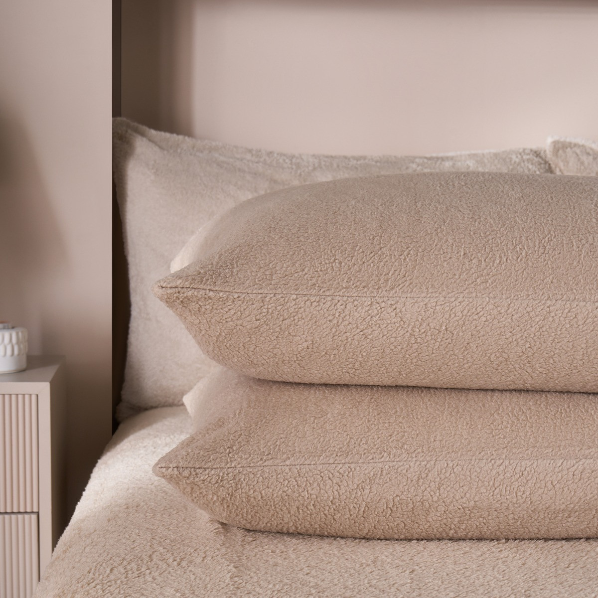 OHS Teddy Fleece Pillowcases - Stone>