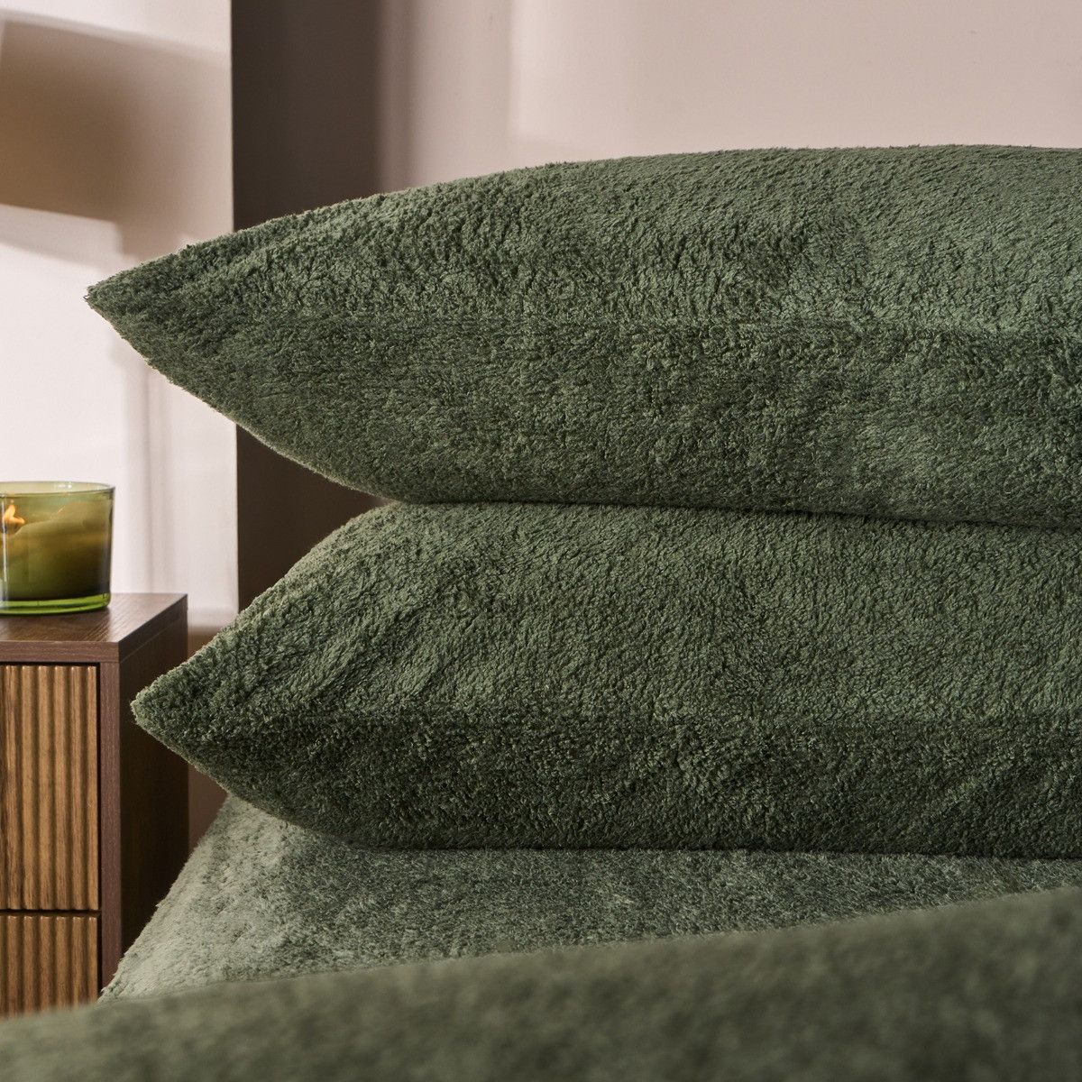 OHS Teddy Fleece Pillowcases - Woodland Green>