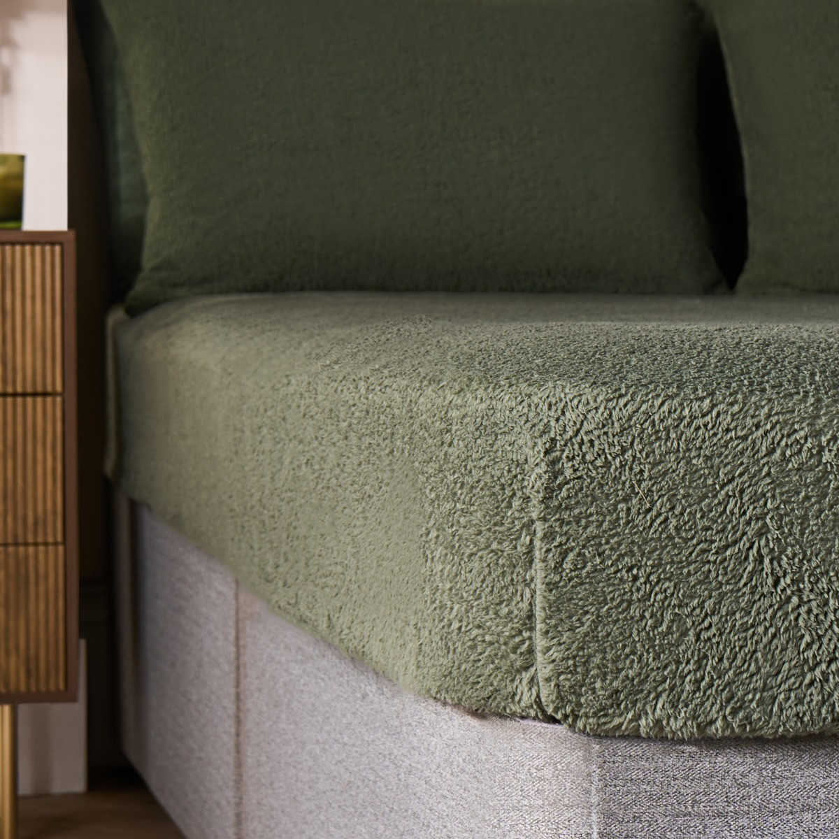 OHS Teddy Fleece Fitted Sheet - Woodland Green >