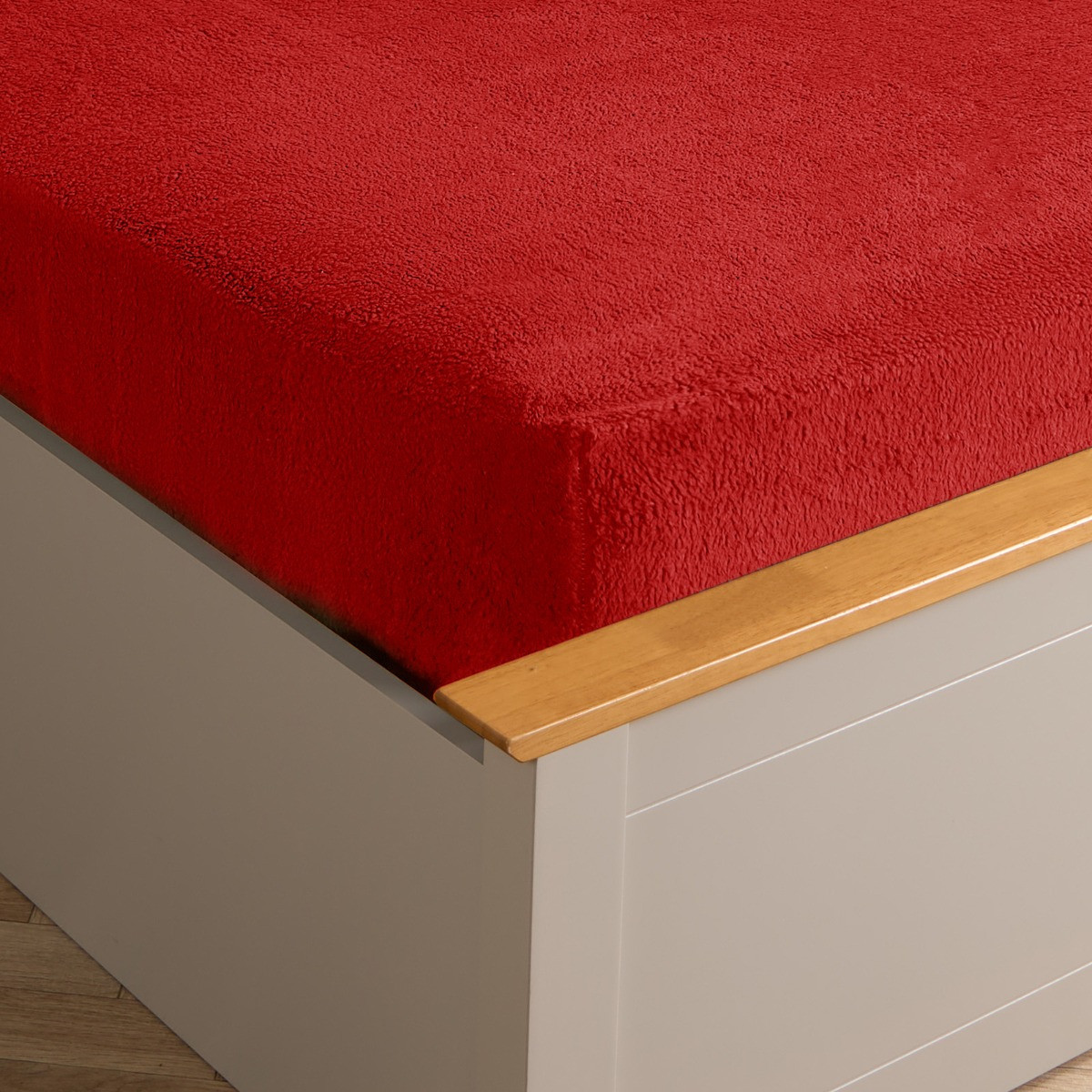 OHS Teddy Fleece Fitted Sheet, Red  - Double>
