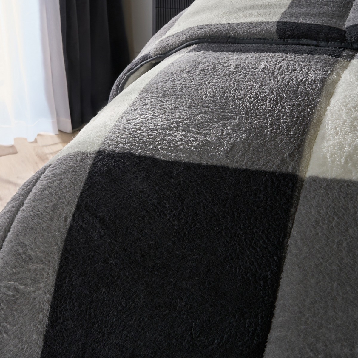 OHS Teddy Gingham Coverless 10.5 Duvet & Pillowcases - Monochrome>