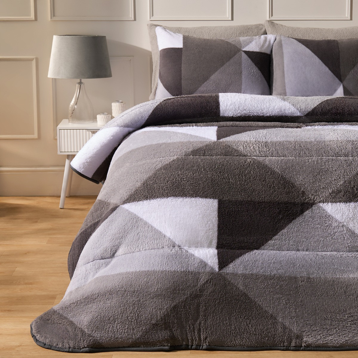 OHS Teddy Geometric Coverless 10.5 Duvet & Pillowcases - Grey>