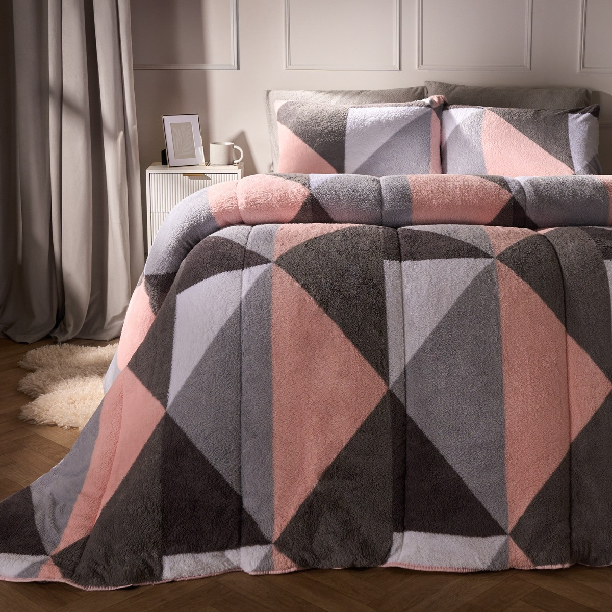 OHS Teddy Geometric Coverless 10.5 Duvet & Pillowcases, Blush - Double >