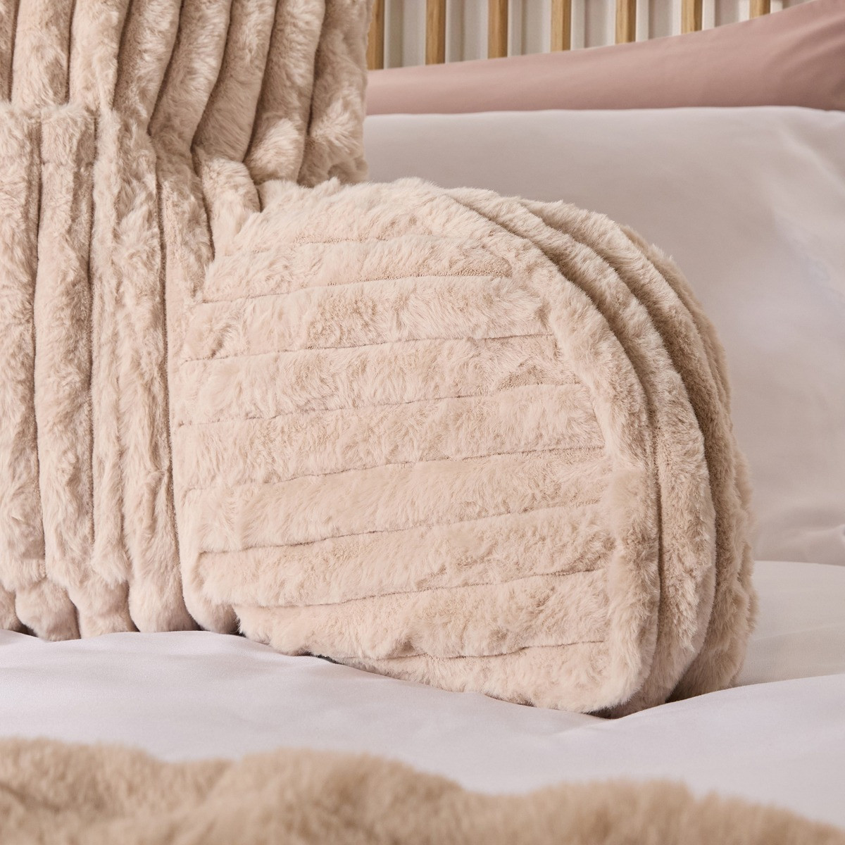 OHS Ribbed Faux Fur Cuddle Cushion with Heatable Pocket - Natural>