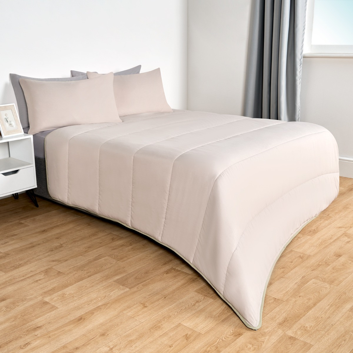 OHS Coverless 10.5 Tog Reversible Duvet & Pillowcase, Sage/Natural - Single >