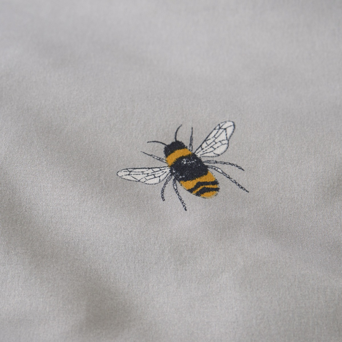 OHS Bee Print Reversible Gingham Duvet Cover Set - Grey>