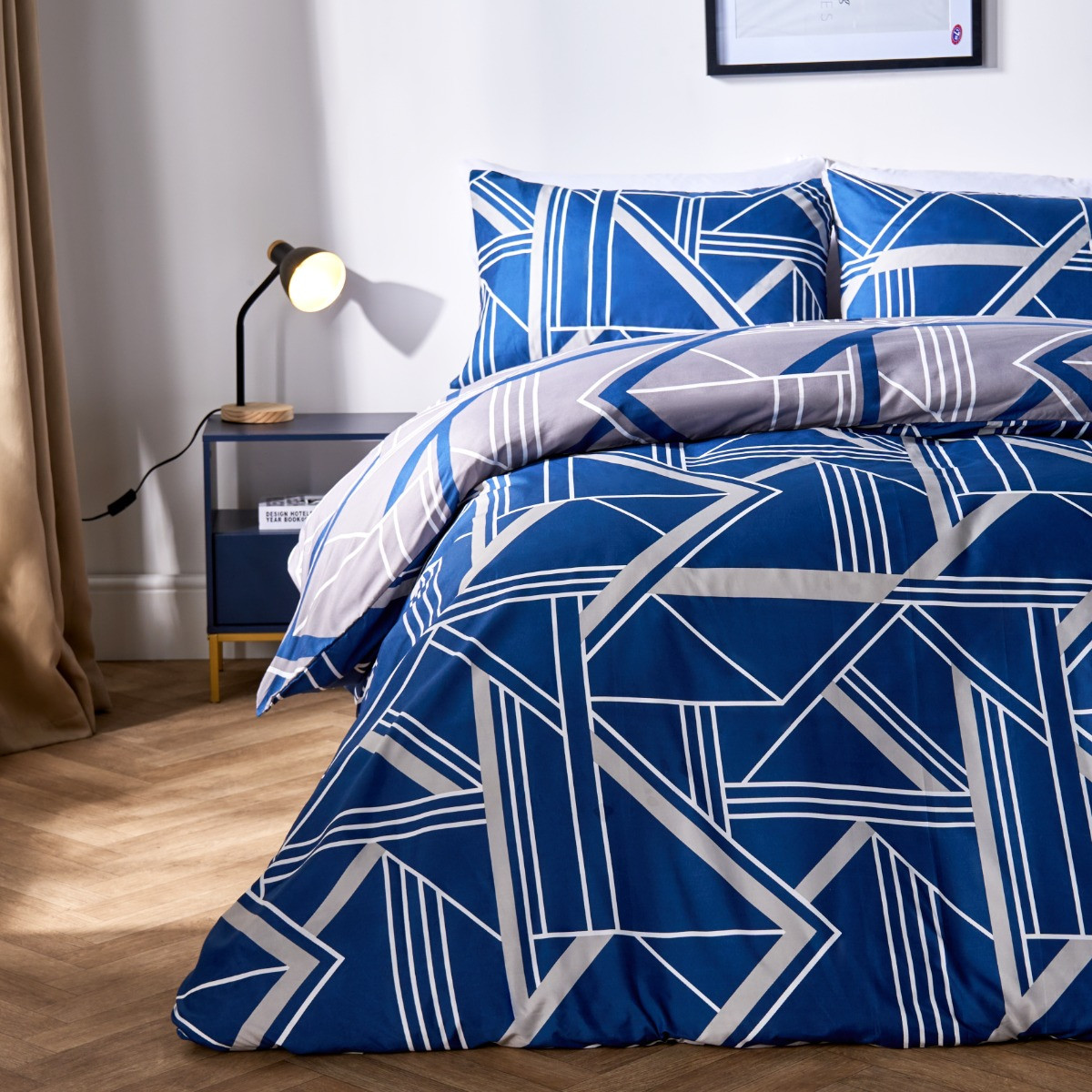 OHS Geometric Print Reversible Duvet Set, Grey - Single>