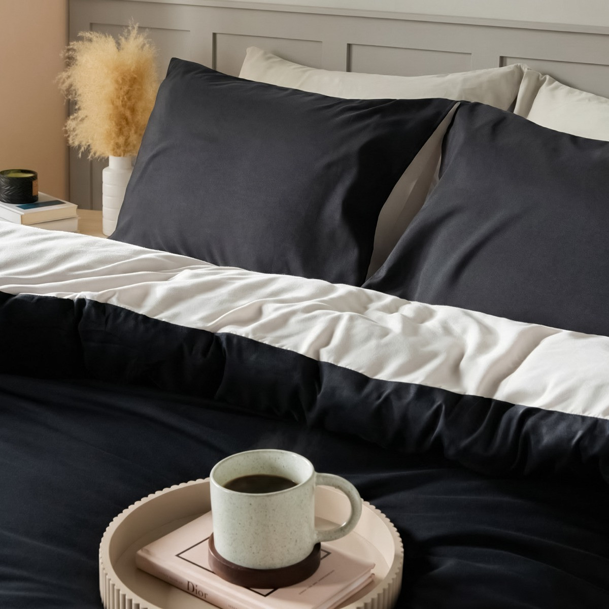 OHS Reversible Duvet Cover Set - Black/Natural>