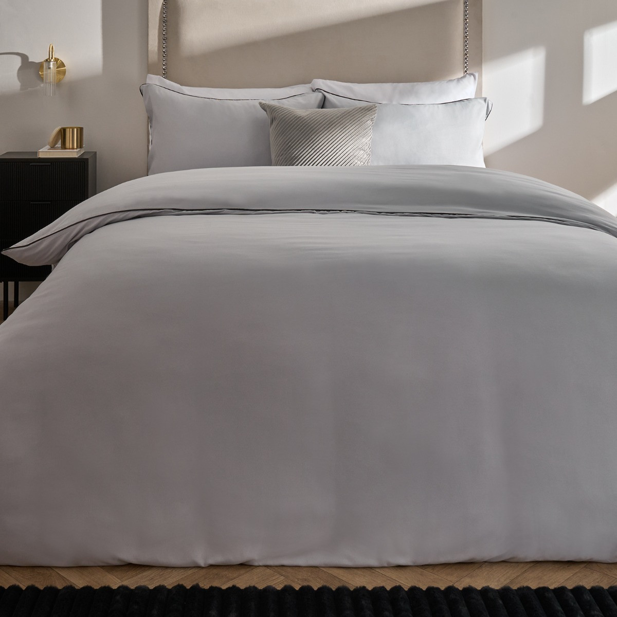OHS Piped Edge Duvet Set, Silver/Grey - Single>