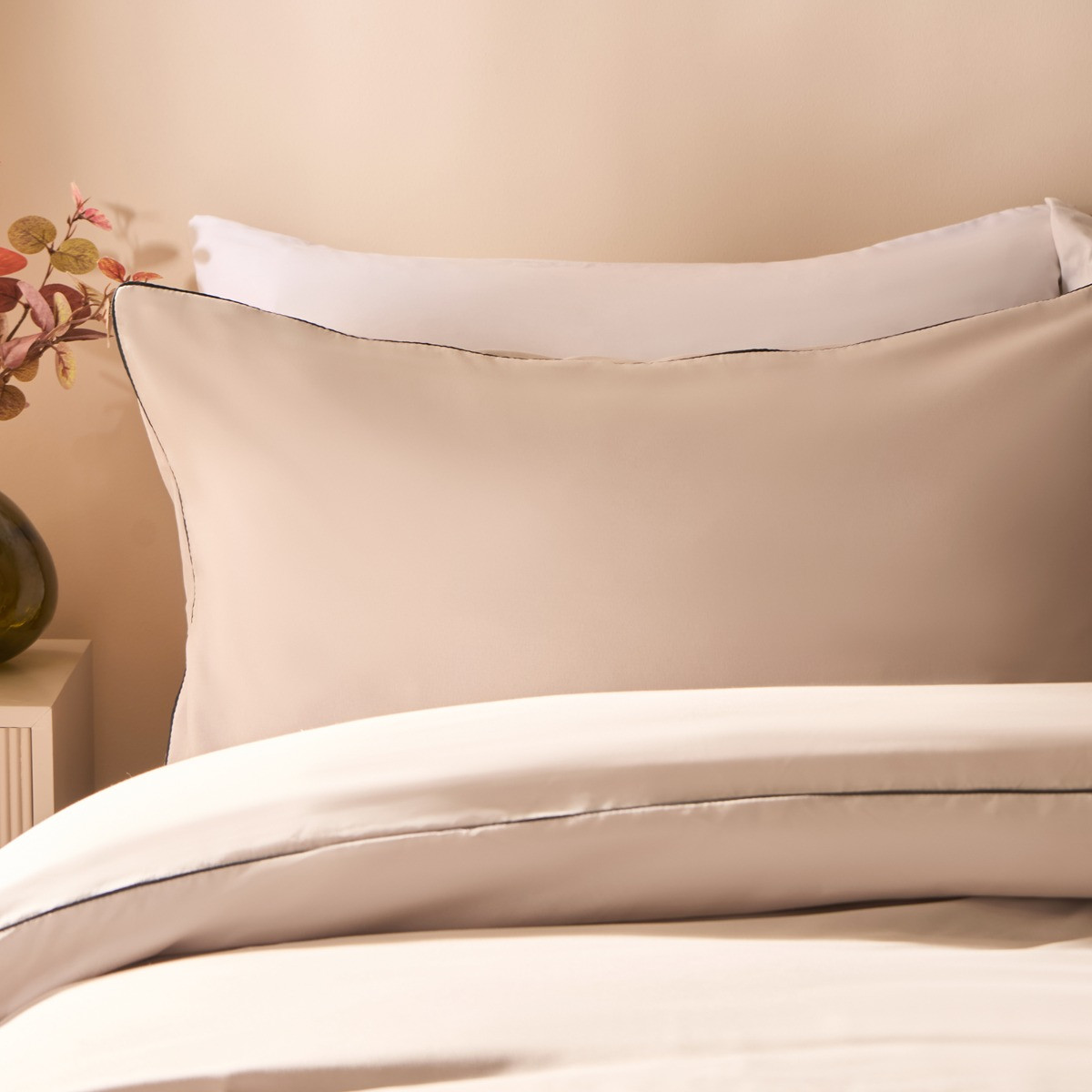 OHS Piped Edge Duvet Cover Set - Stone/Black>