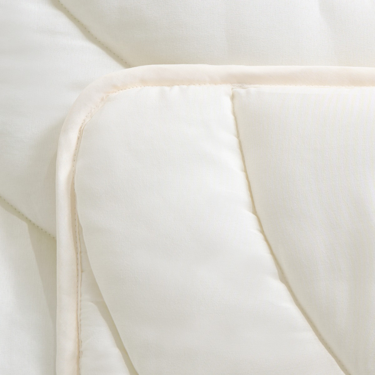 OHS Arches Quilted 7.5 Tog Duvet Set, Cream - Double>