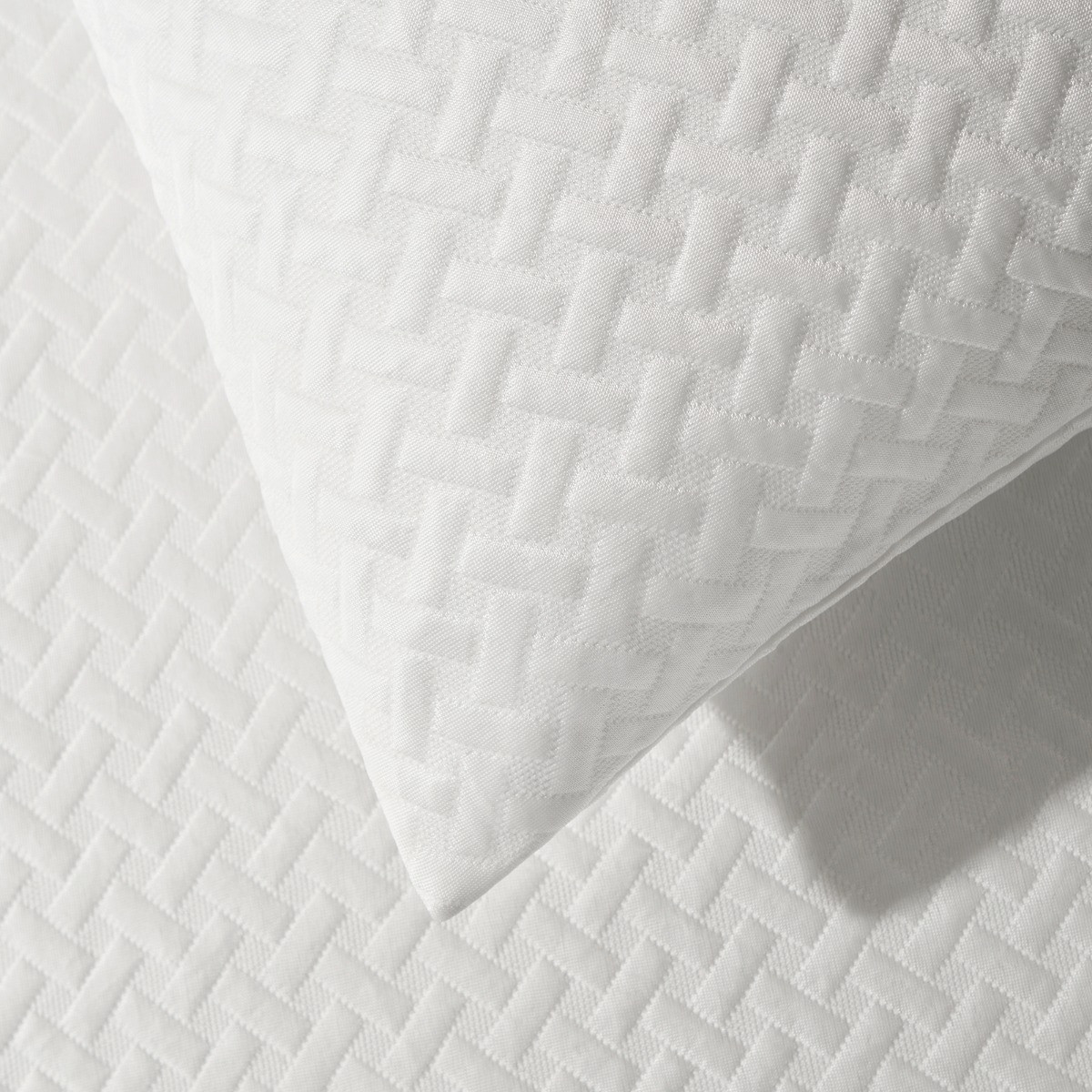 OHS Cooling Pillow Protectors, White - 2 Pack>