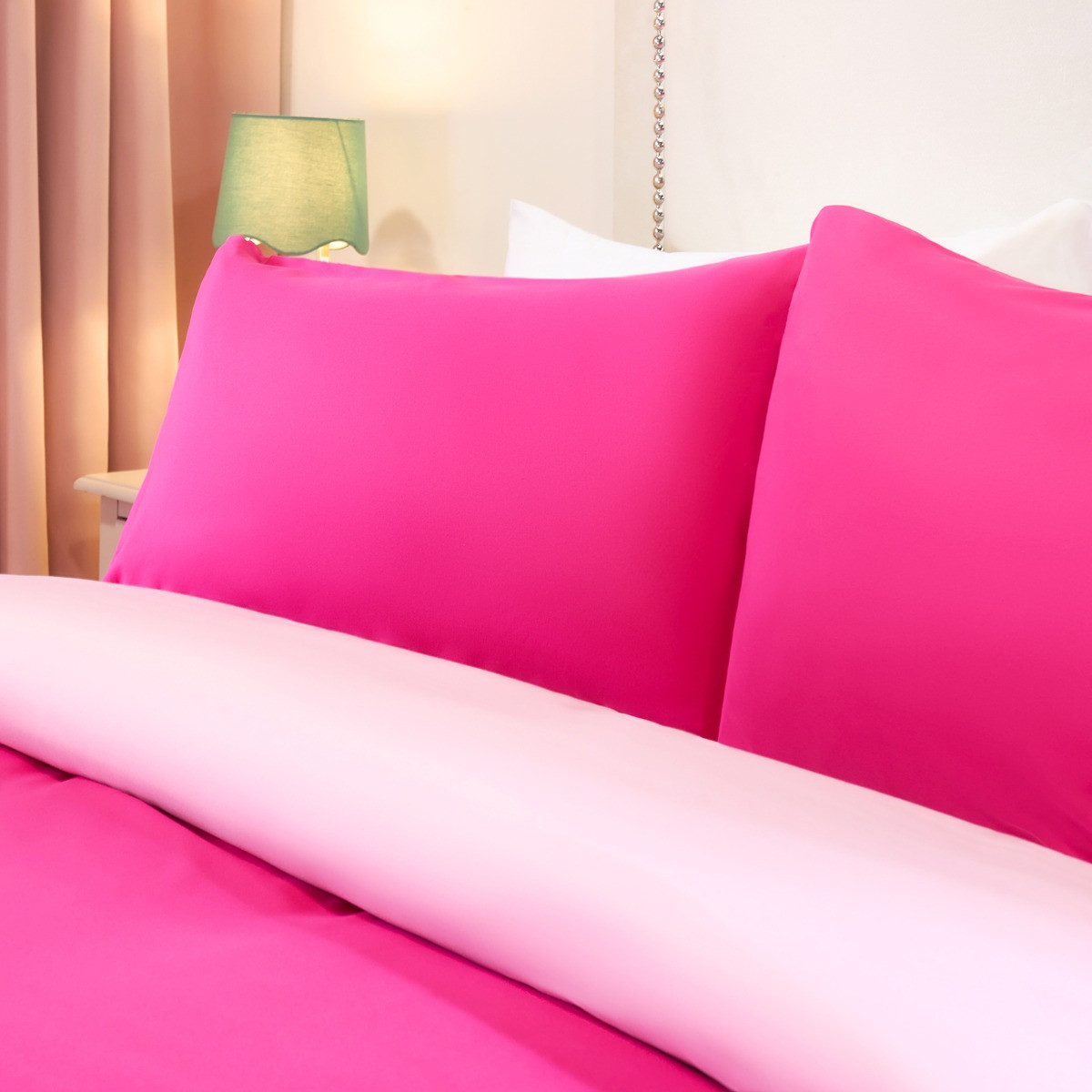 OHS Reversible Duvet Cover Set, Hot Pink/Pink - Single>