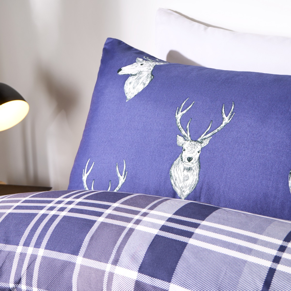 OHS Stag Reversible Duvet Set - Navy>