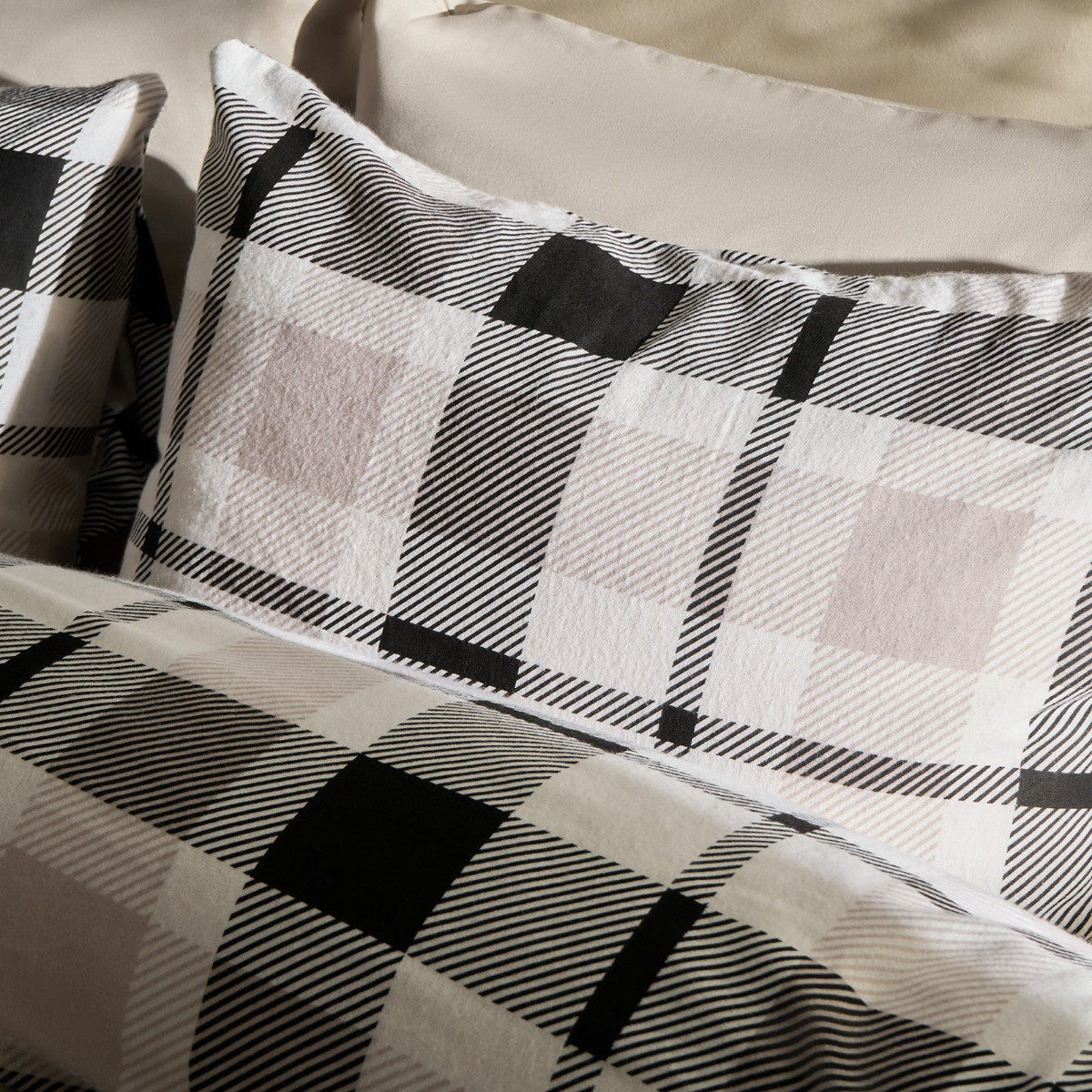 OHS Farmers Check Brushed Cotton Duvet Cover Set, Monochrome - King>