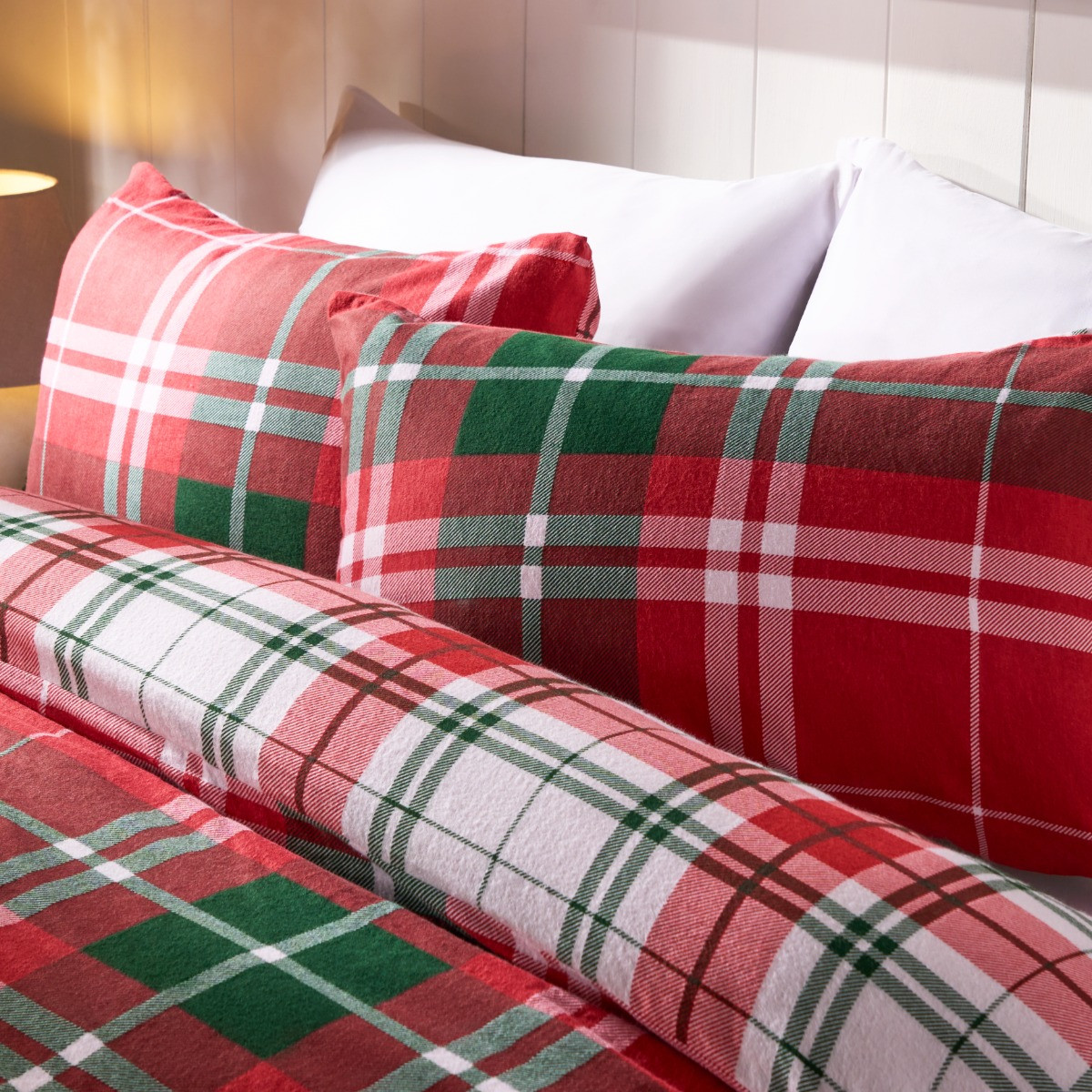 OHS Traditional Christmas Check Brushed Cotton Duvet Cover Set - Red>