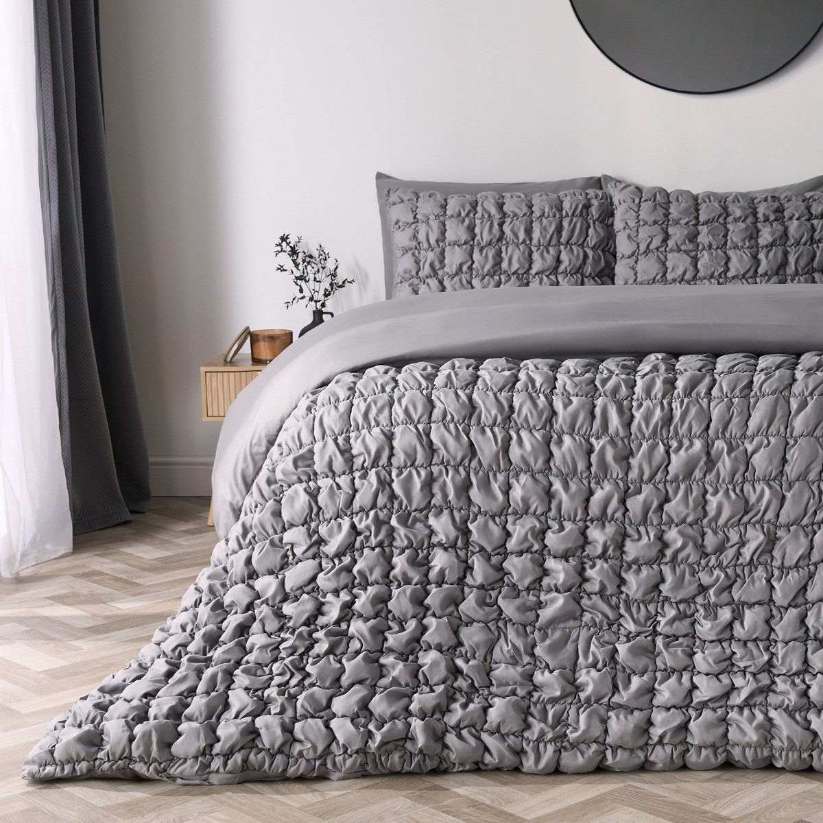 OHS Quilted Seersucker Duvet Cover Set, Grey - Super King>
