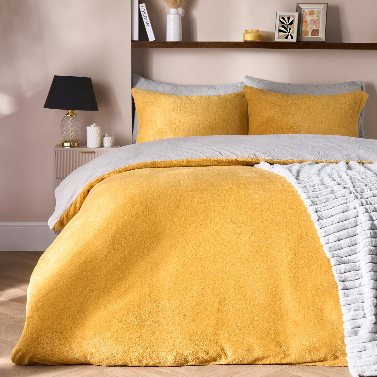 OHS Teddy Fleece Reversible Duvet Cover Set - Ochre/Grey>
