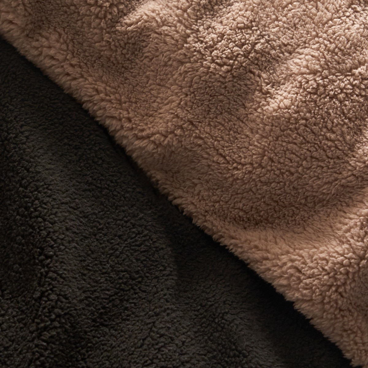 OHS Teddy Fleece Reversible Duvet Cover Set - Black/Natural>