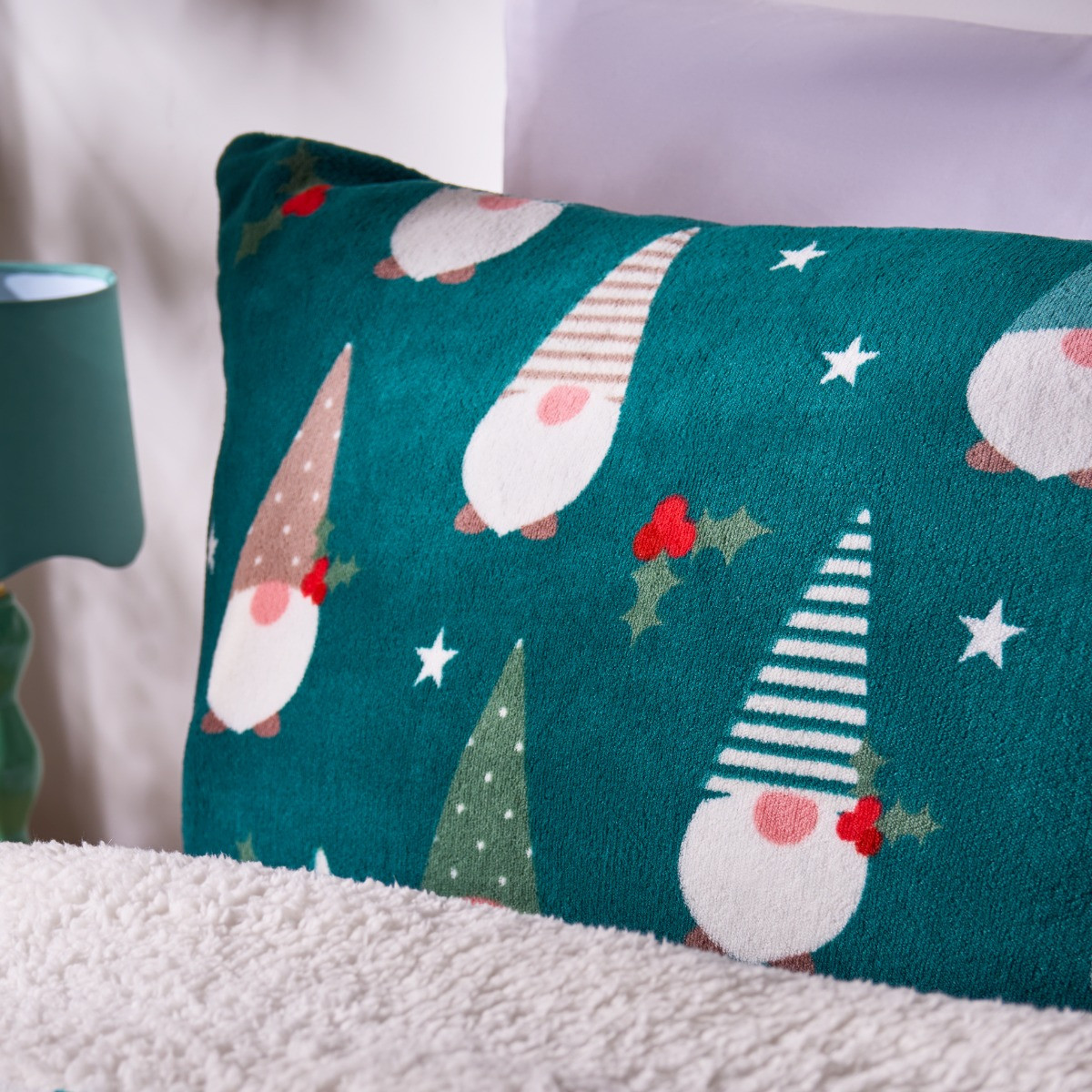 OHS Gonk Fleece Duvet Cover Set - Green>