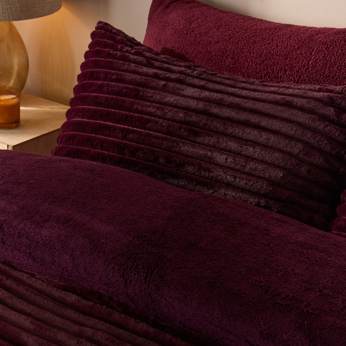 OHS Ribbed Faux Fur Duvet Cover Set, Burgundy - Double>