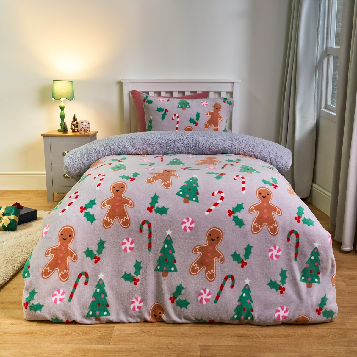 OHS Christmas Gingerbread Fleece Duvet Cover Set, Grey - Single>