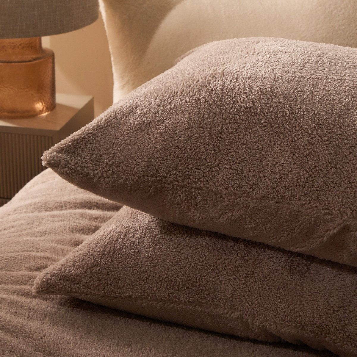 OHS Teddy Fleece Pillowcases - Natural>