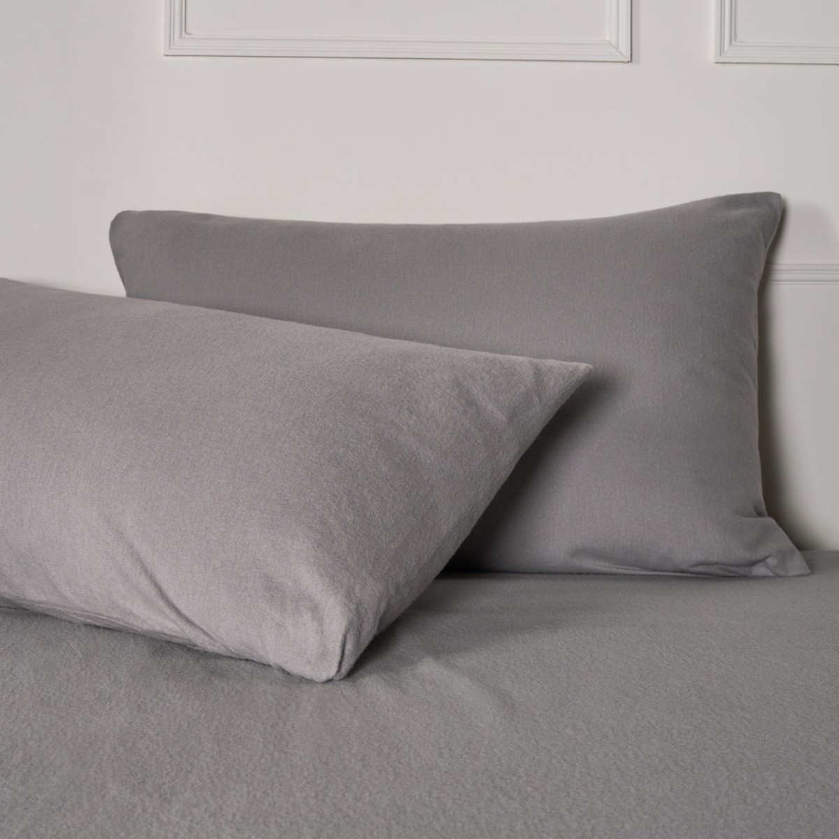 OHS 2 Pack Brushed Pillowcases - Grey>