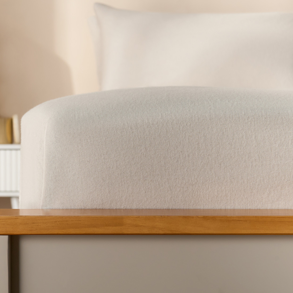 OHS Brushed Cotton Fitted Sheet, Natural - Double>