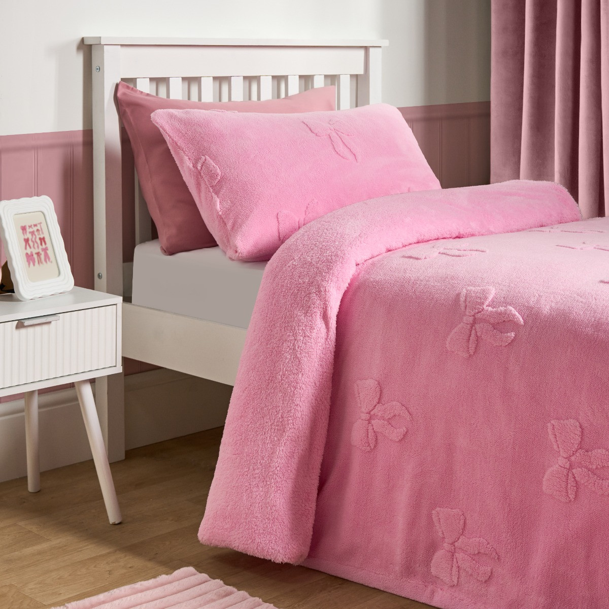 OHS Bows Tufted Teddy Fleece Duvet Cover Set, Pink - Single>
