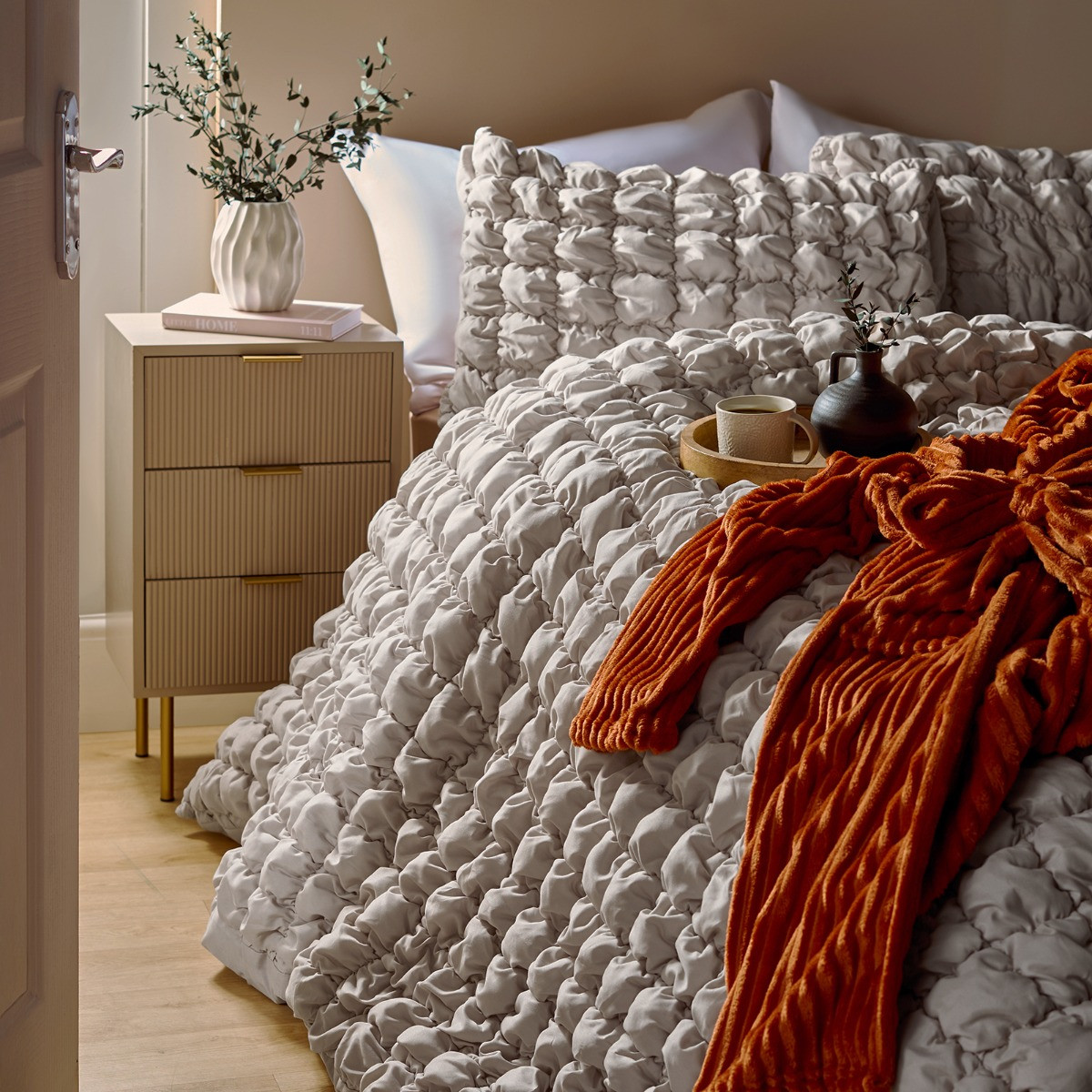 OHS Quilted Seersucker Duvet Cover Set - Natural>