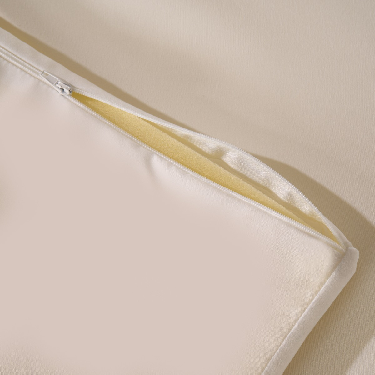 OHS Memory Foam Topper, White - King>