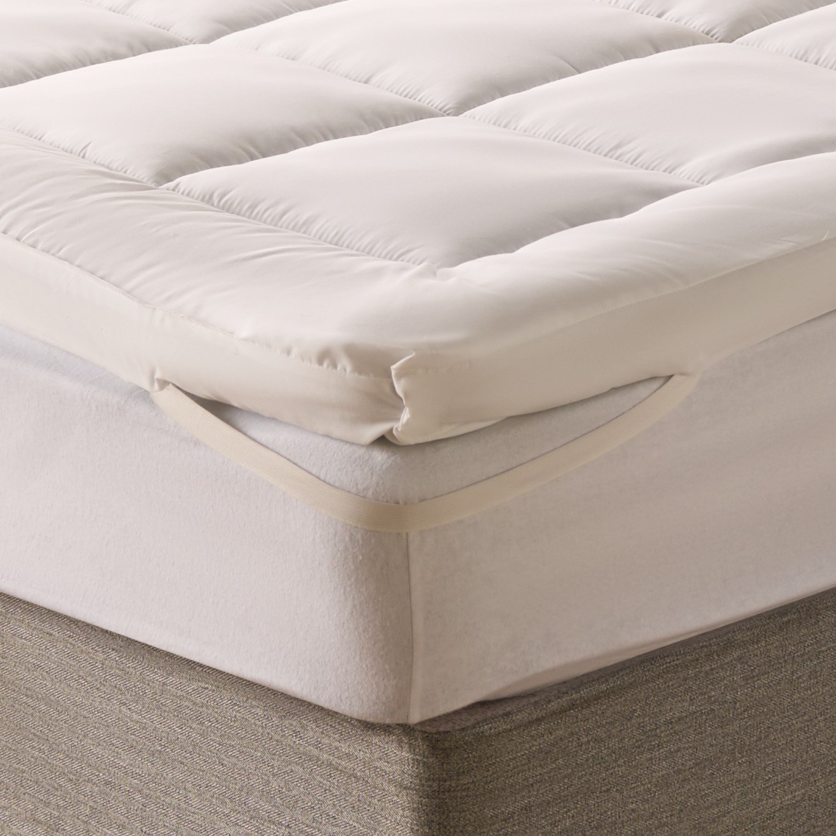 OHS Luxury Deep Fill Mattress Topper, White - Double>