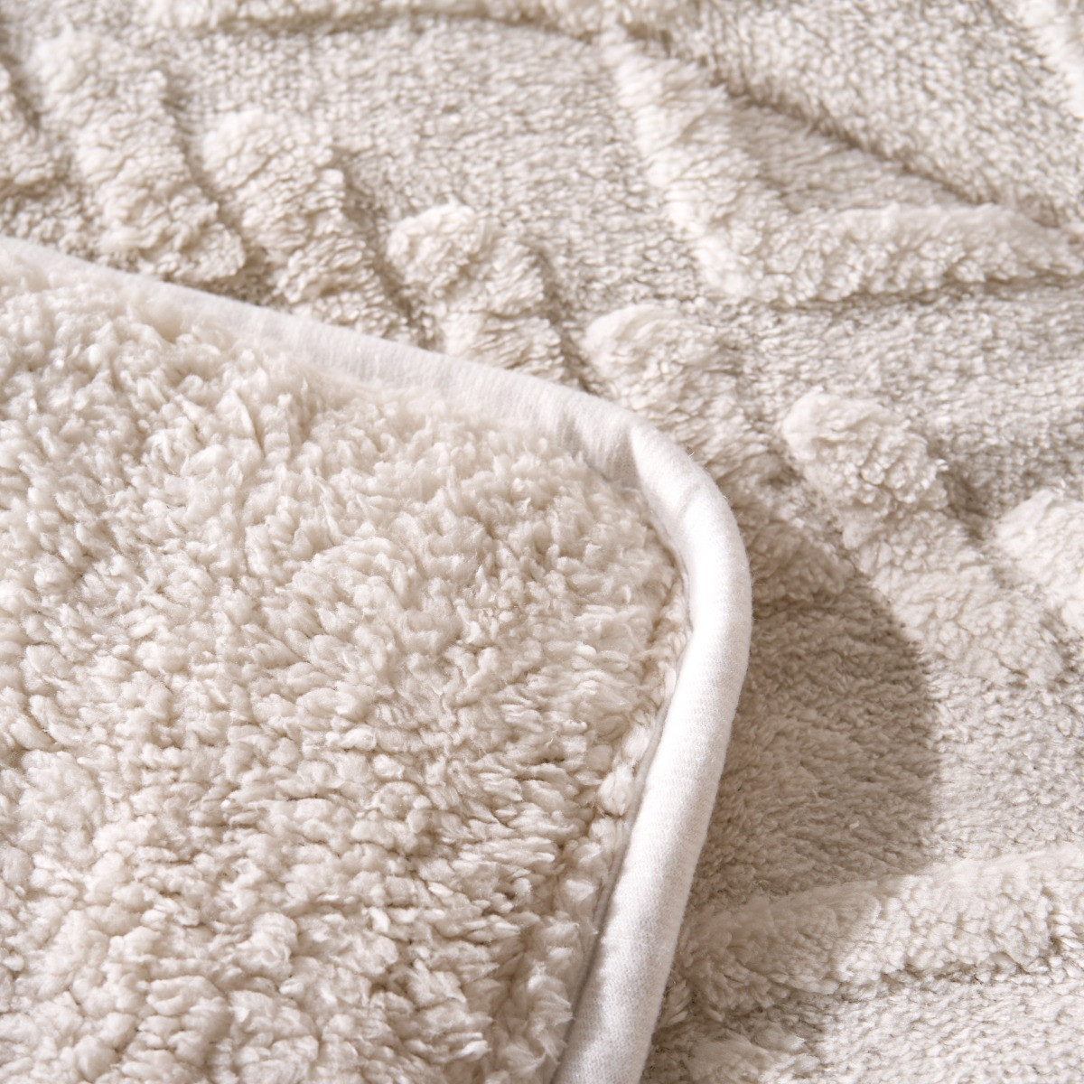 OHS Coverless Cable Knit 10.5 Tog Duvet Set, Cream - Double>