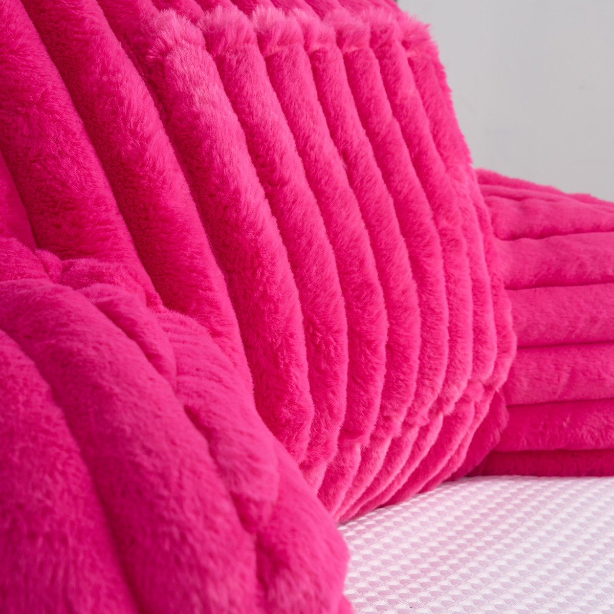 OHS Ribbed Faux Fur Cuddle Cushion with Heatable Pocket - Pink>